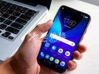 荣耀手机屏幕出现竖条纹怎么办