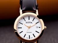 朗坤手表玻璃镜面损坏。