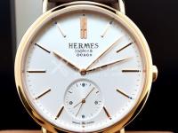 海瑞温斯顿手表滴答声异常。