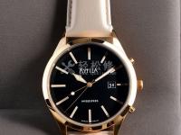 雪铁纳手表哪些型号有闹钟功能