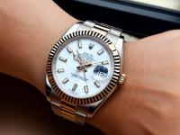 蕾蒙威手表哪些型号可以自动上链