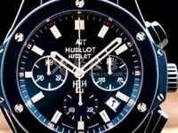 爱宝时手表显示屏偏色。