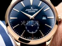 伯爵手表表带断裂或磨损。