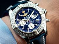 康斯登手表哪些型号可以自动上链