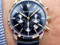 百达翡丽手表玻璃镜面损坏。