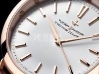 天梭手表显示屏背光不亮。