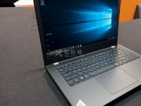 如何将荣耀笔记本电脑连接到外部显示器？