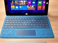 联想笔记本电脑键盘灯不亮的问题是什么原因引起的？