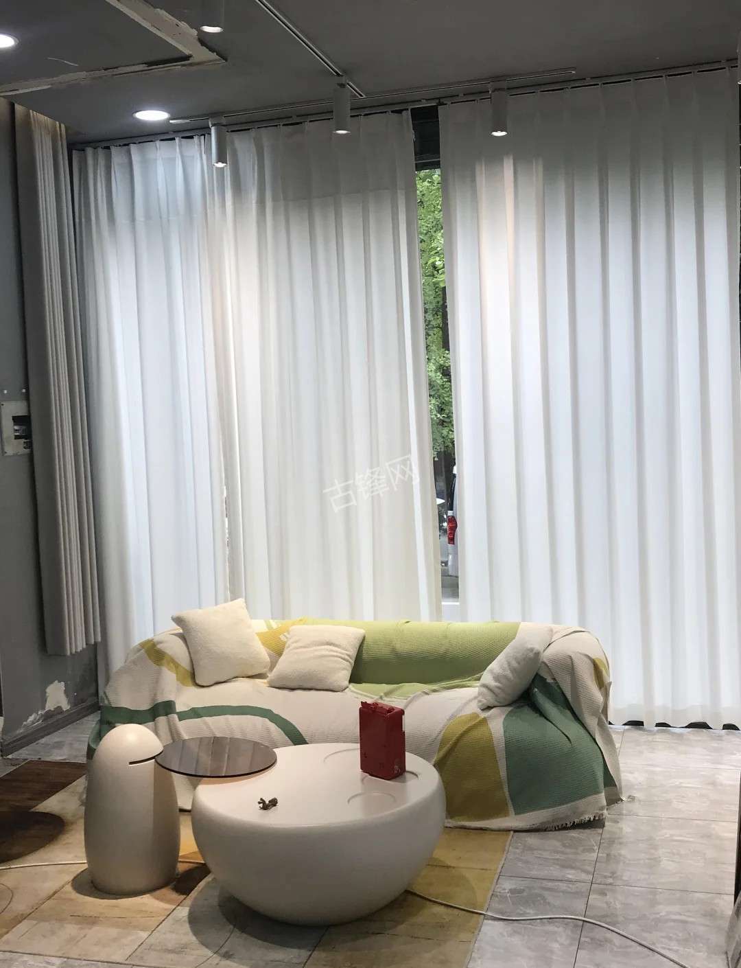 安康窗帘安装师傅电话_安康窗帘定制安装配送公司