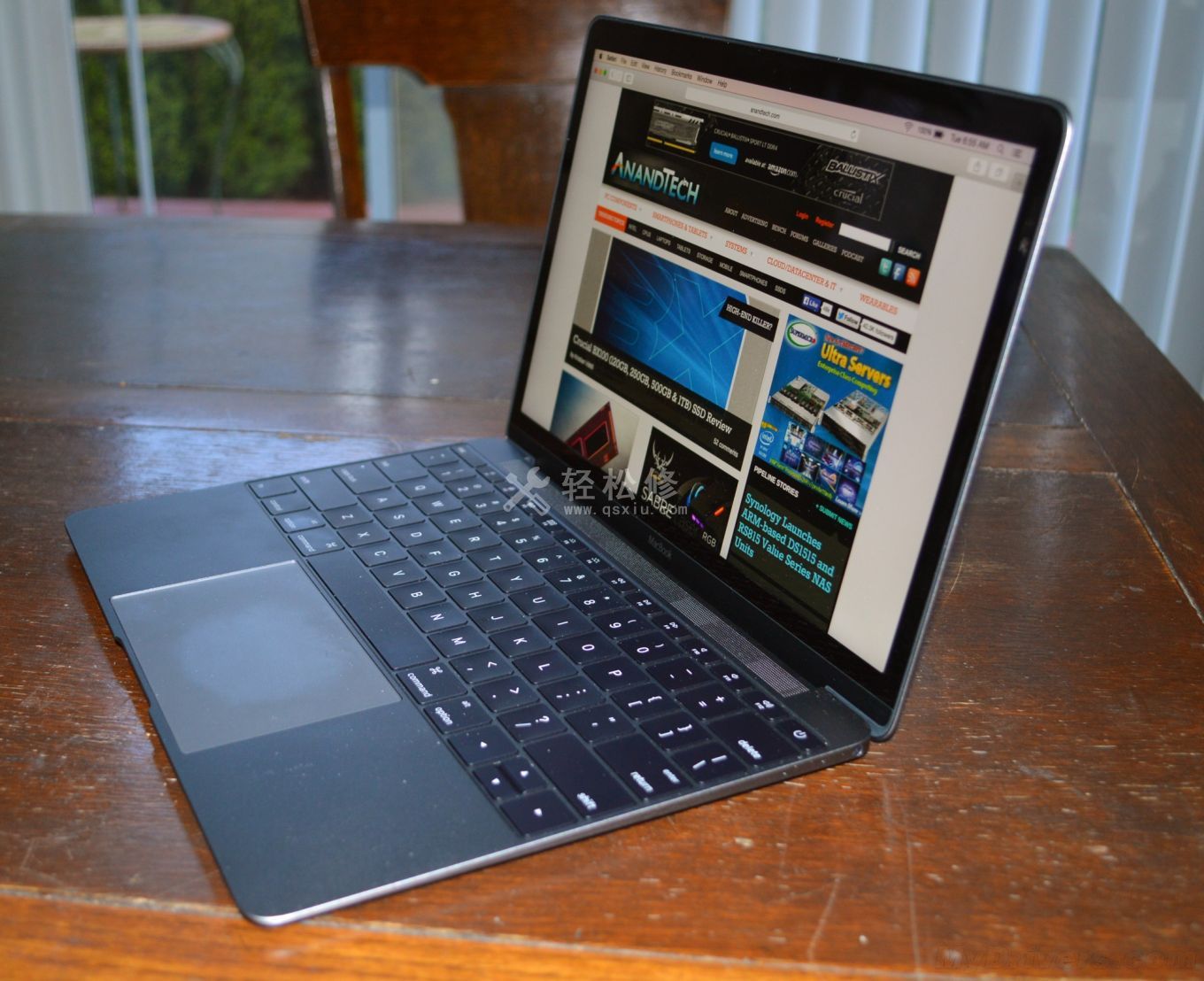 苹果笔记本电脑触摸屏会自动点击，该如何解决？