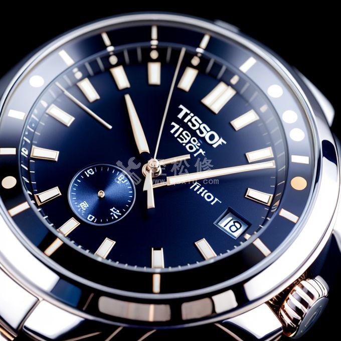 蕾蒙威手表玻璃镜面损坏。