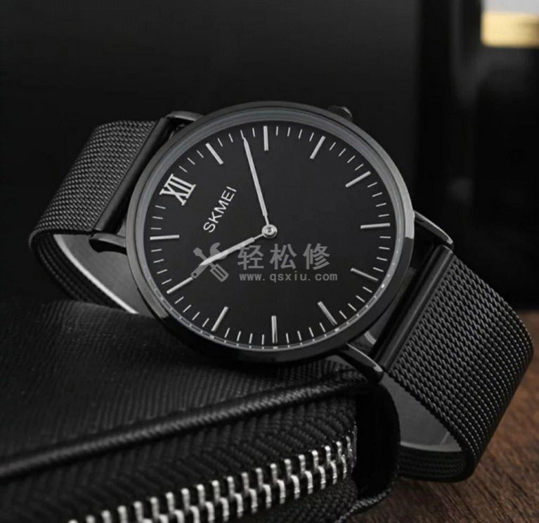 玉宝手表滴答声异常。